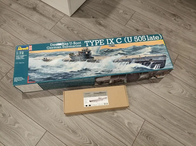 HobbyBoss 1/350 DKM Type lX-B U-Boat Plastic Model Kit [83507