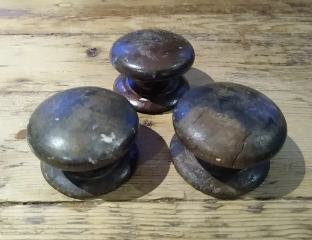 VINTAGE ROUND WOODEN  DRAWER CHEST DRESSER MAHOGANY KNOB x 3 - GREAT FOR UPCYCLE