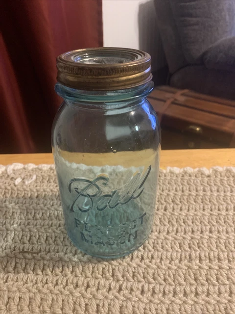 #3 Ball Perfect Mason Quart Canning Jar, Glass Lid, Vintage Aqua Blue