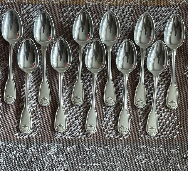 11 CUILLERES A MOKA EN METAL ARGENTé CHRISTOFLE VENDOME COQUILLE 10 CM