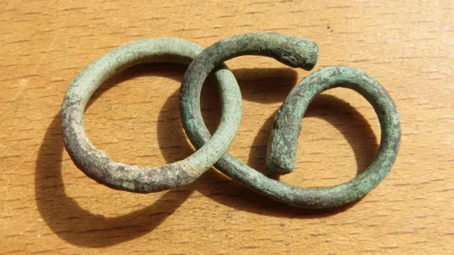 Scythian Bronze  Old two rings - Temporal Amulet-Symbol  7-4th Century BC
