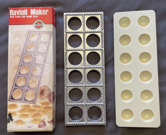 Fabricante Norpro Ravioli con prensa - Modelo #1043