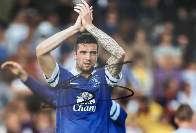 Shane Duffy Hand Signed 6X4 Everton Photo