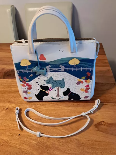 Radley dog of the manor bag sales
