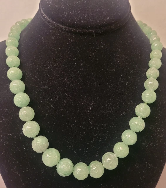 Vtg Carved Jade Graduated Shou Bead Necklace~925 GSJ Gold Stone Jewelry Corp
