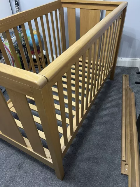Mamas and Papas Chamberlain Triple Position Cot Bed.