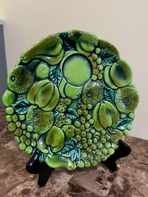 1960's Vintage INARCO Majolica Japan 9 1/2" Plate Green Embossed Fruit E2607