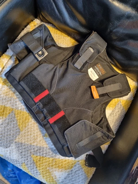 Body Protector Airowear Größe CM kurze Brust 66-73 cm 26,5-28,5"