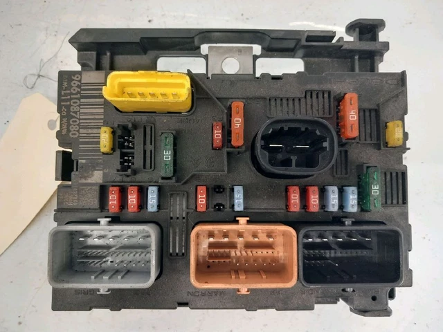 BPGA - BOITIER FUSIBLE BATTERIE 9812078380 PEUGEOT PARTNER 2 phase 3 (04/2015) EUR 180,00