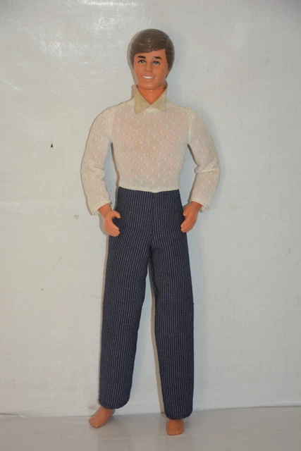 Poupée Barbie Ken vintage