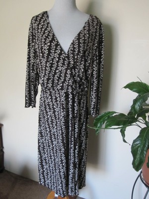 AA Studio Brown Beige Print Jersey STRETCH Dress Deep V NECK 16 W XL
