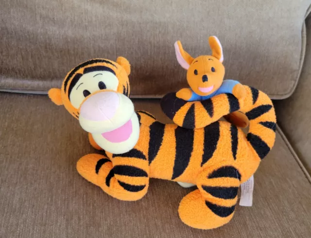 Disney Fisher Price Singin' Friends Tigger And Roo Plush 10" Winnie The Pooh