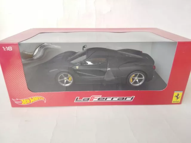 Ferrari LaFerrari black rose-3b, 1:18 Hot Wheels LaFerrari …