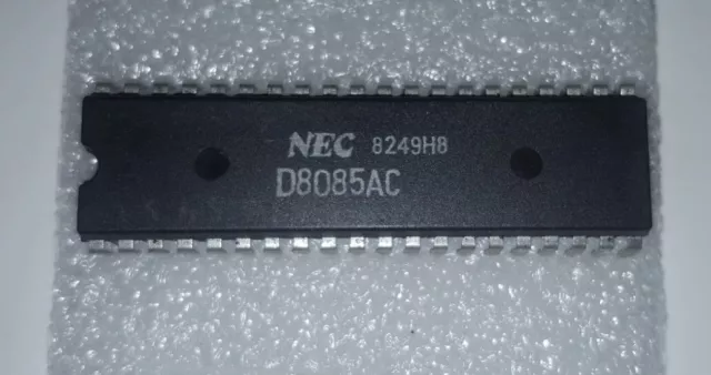 1x NEC D8085AC - NEC Microcontroller  8-Bit DIP-40