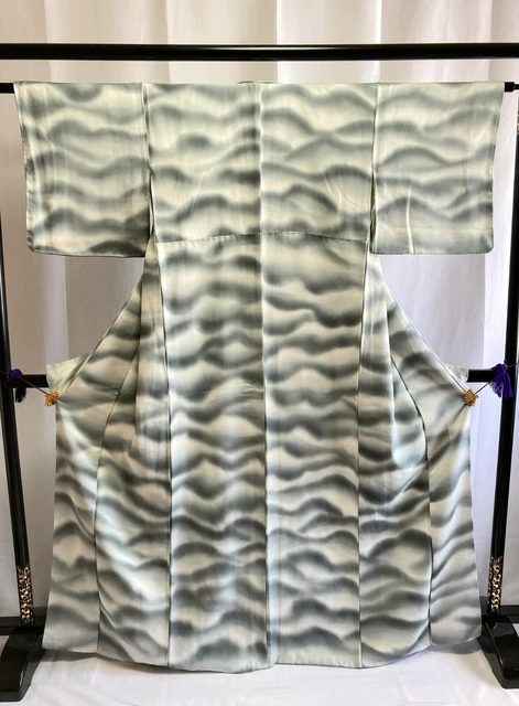 Vintage Japanese kimono Beautiful Kimono robe