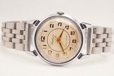 USSR Rare Mechanical Wrist Watch Kirovskie "Crab" 1MChZ 1950s 16 Jewels