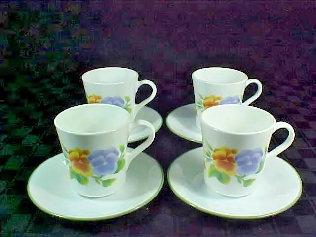 Corelle - Summer Blush - 4 Cups & 4 Saucers - Pansies Green