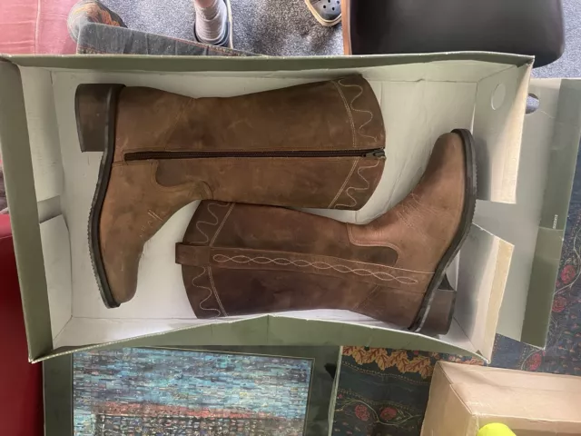 toggi boots size 8