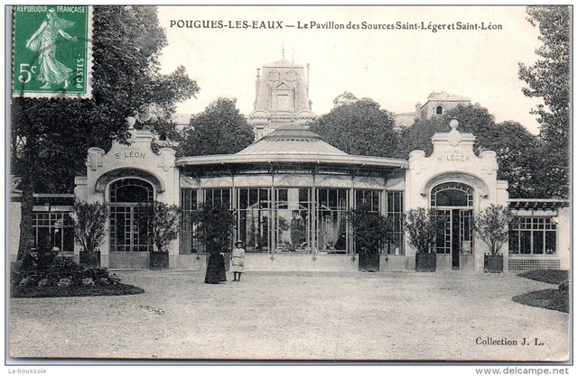 58 POUGUES LES EAUX --- le pavillon des sources saint Leger et saint Leon