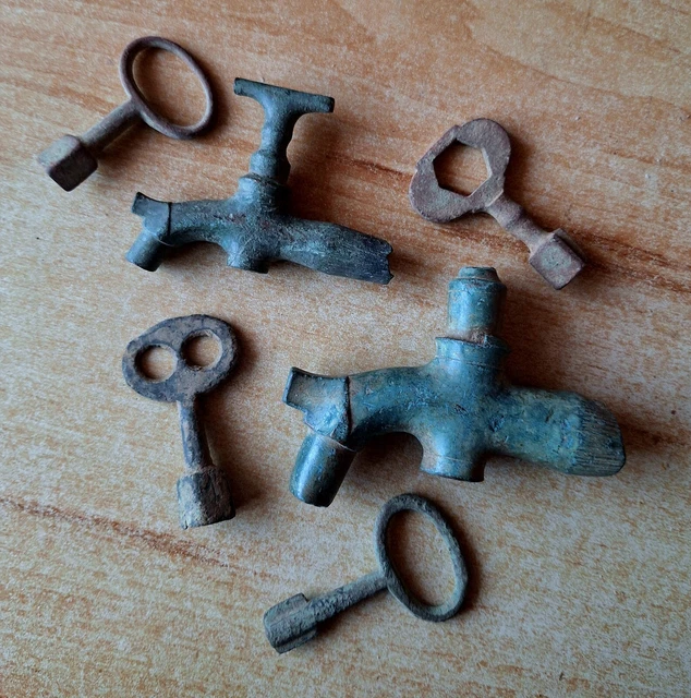 BARREL TAPS AND Keys metal detecting finds. £5.00 PicClick UK