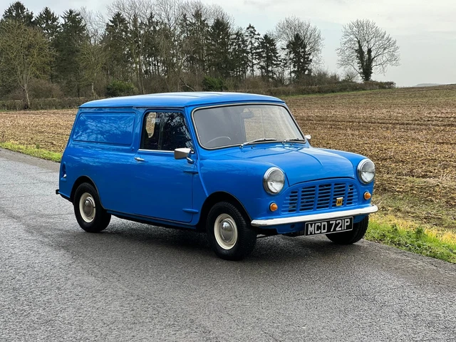 Morris Mini van 1000, 1976, nicely restored and ready to use. Morris Mini van 1000, 1976, nicely restored and ready to use.