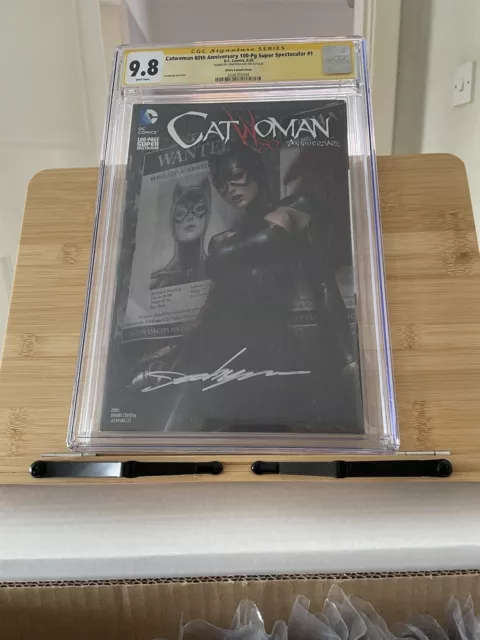 Catwoman 80th Anniversary 100 Page Super Spectacular 1 CGC 9.8 - Jeehyung 2010