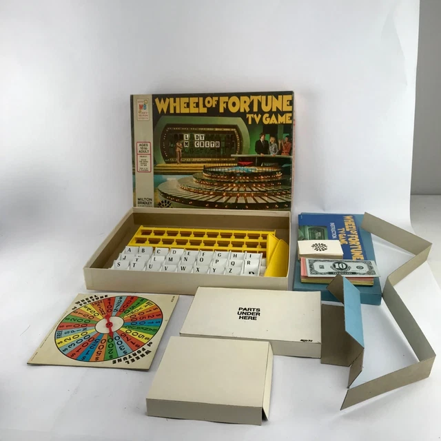 VINTAGE WHEEL OF Fortune Board Game 1975 Milton Bradley MB 4532 £25.37