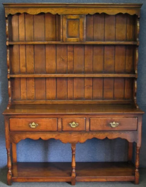 Titchmarsh And Goodwin Dresser Period Style Solid Oak Model RL36 No 1