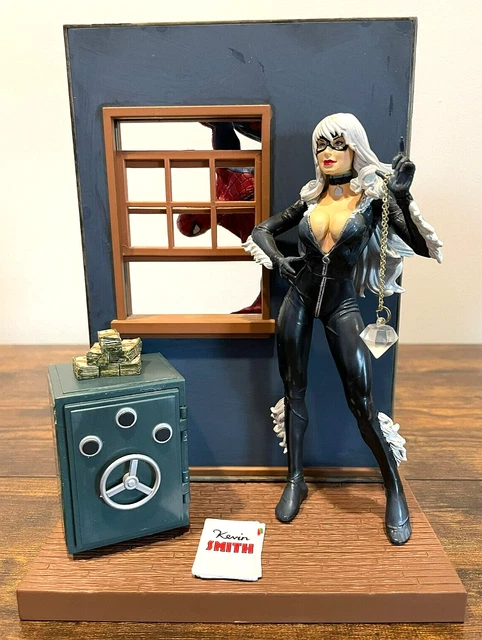 Marvel Select Diamond Select Black Cat w/ Spiderman Action Figure 2009