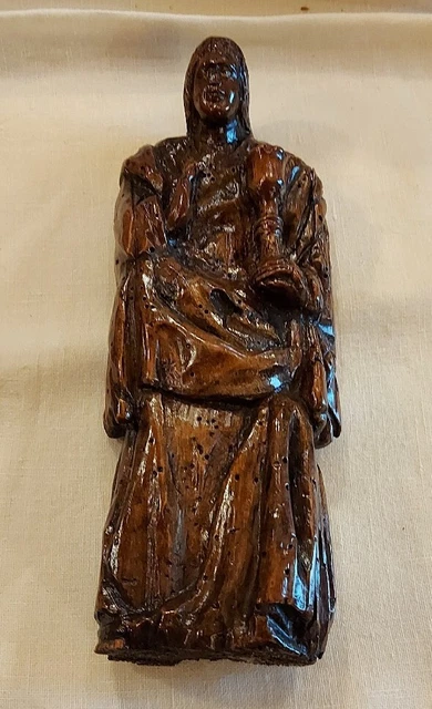 Très beau et ancien sujet religieux en bois vernis 17 /18 eme. Sainte Barbe.