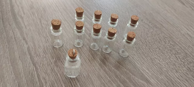 10 St. kleine Fläschchen zum Befüllen Miniflaschen Glas m. Korken ca. 3 cm NEU
