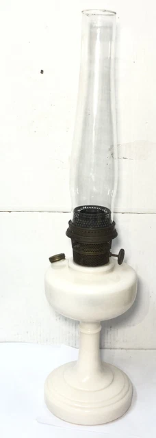 Aladdin Alacite Simplicity B-76 Oil Kerosene Lamp, Nu Type Model B, Chimney