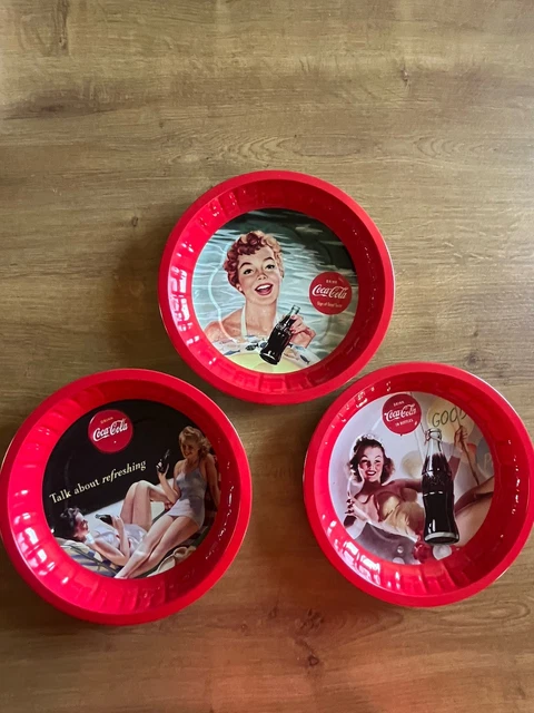 Lot de deux épingles 1993 Always Coca Cola fabriquées à