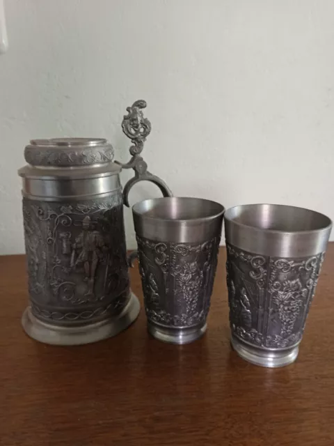 Zinnkrug mit Deckel + Becher