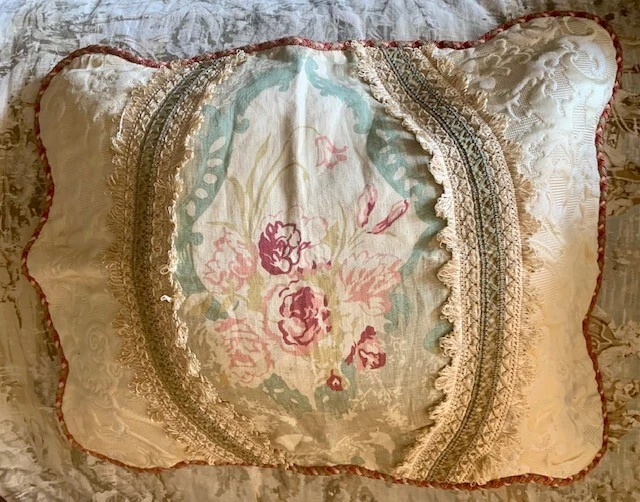 RARE Sweet Dreams Neiman Marcus Pillow Cover 19x25" Scalloped Cottage Elegant RARE Sweet Dreams Neiman Marcus Pillow Cover 19x25" Scalloped Cottage Elegant