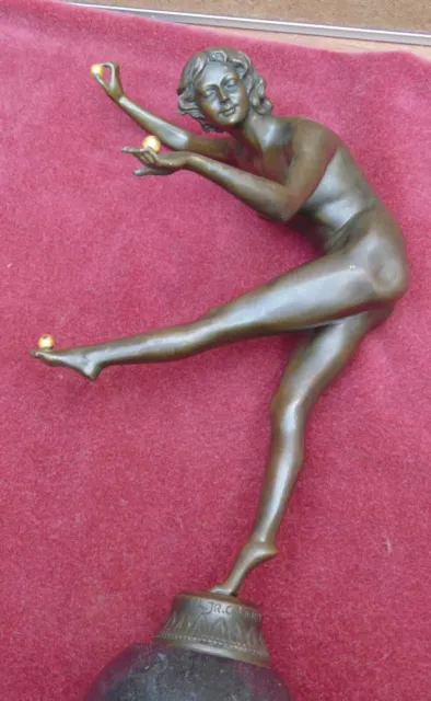 magnifique ancien grand bronze en bronze femme signé colinet très fin détail
