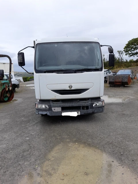 Breaking 2005 Renault Midlum 7.5ton Truck "Wheel nut" Choice available