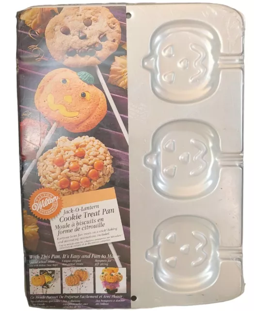 New Wilton Jack O Lantern Cookie Treat Pan  Vintage No. 2105-8100 Pumpkin