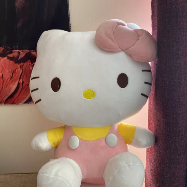 Hello Kitty Plush Large