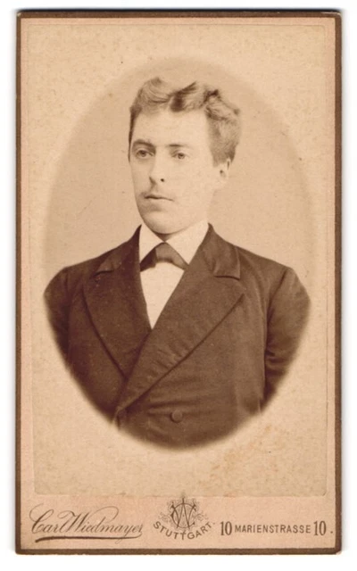Fotografie Carl Wiedmayer, Stuttgart, Marienstr. 10, Portrait junger Mann mit F