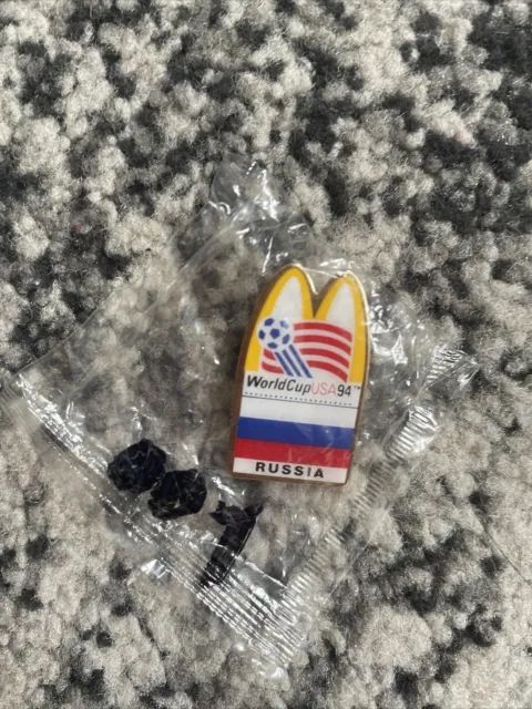 Vintage McDonalds 1994 World Cup Soccer USA Vest Hat Lapel Pin Team Russia Flag