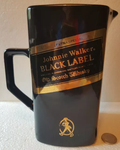 jarra - water - jug pichet - JOHNNIE WALKER BLACK LABEL OLD SCOTCH WHISKY  - B -