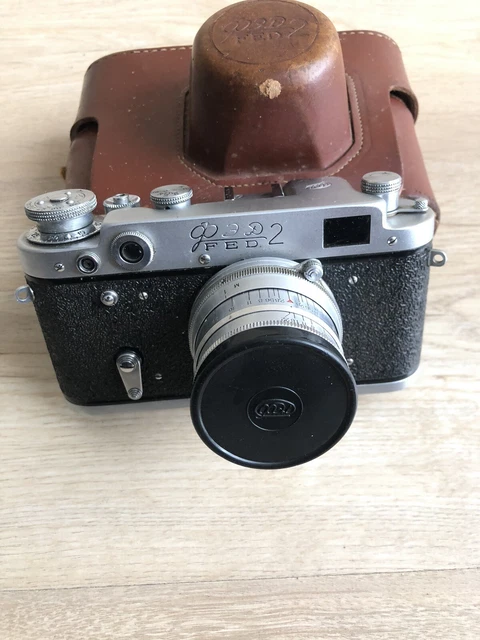 The Fed-2 - A Soviet Leica - Aly’s Vintage Camera Alley