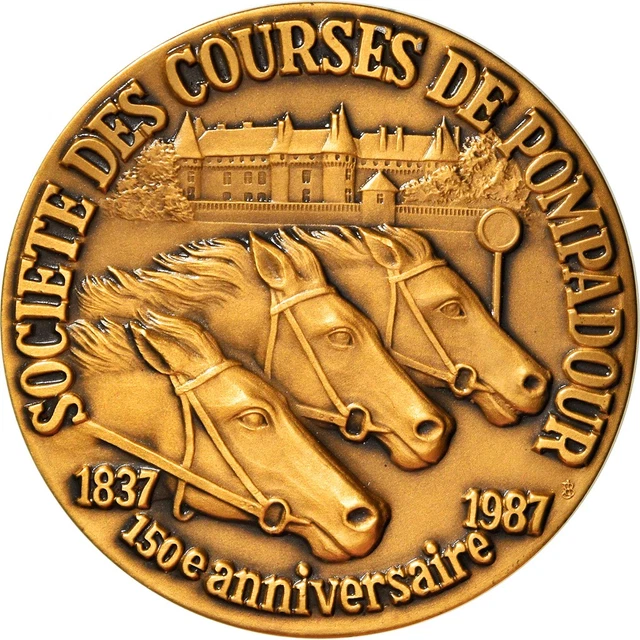 Une Médaille D’or Pour Une Femme En Or ! Depuis Plus De 30 Ans Jeannette L%c3%a9pinard