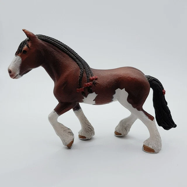 Schleich 13945 Jument Oldenbourg (Horse Club) Marron Schleich 13945 Jument Oldenbourg (Horse Club) Marron
