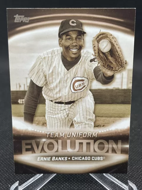 2019 Topps Series 1 ERNIE BANKS & KRIS BRYANT Team Uniform EVOLUTION EO-10