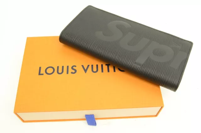 LOUIS VUITTON x Supreme Zippy Organizer Wallet Epi Leather Black M67723  660LB916
