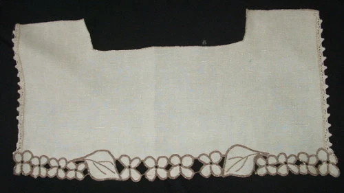 ANCIEN DESSUS DE cheminée ou meuble broderie à la main 41 cm x 130 cm