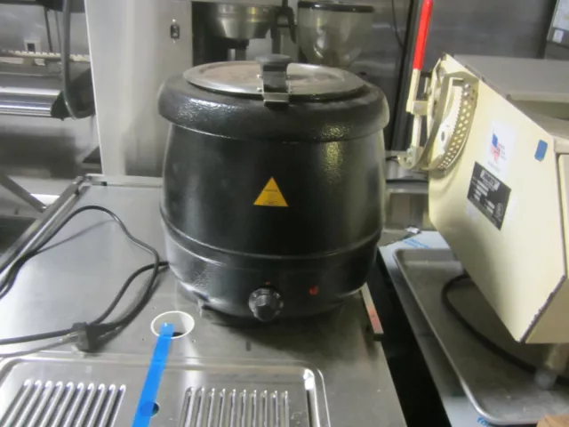 https://www.picclickimg.com/XScAAOSwcRRiQR-m/Glenray-Black-400W-105-Quart-Electric-Heated-Soup.webp