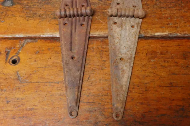 2) Antique Vintage Barn Door Shed Cabin Strap T Salvaged Hinges Rusty Patina 20” 3